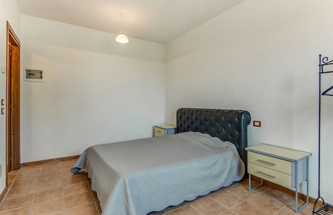 Belvilla by OYO Hillside Villa With Pool - Foto 2