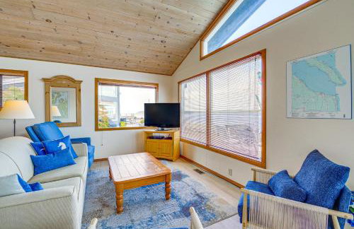 Beachfront Whidbey Island Home and Apartment! - Foto 7