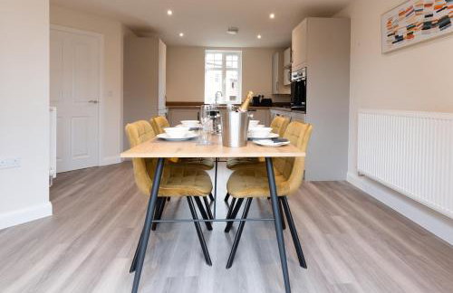 Stylish 3 bed house in Bedford perfect for Contractors and families - Foto 28