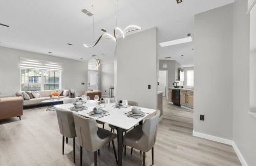 Vacation Sunset Home with Private Pool and Grill 5390 - Photo 10