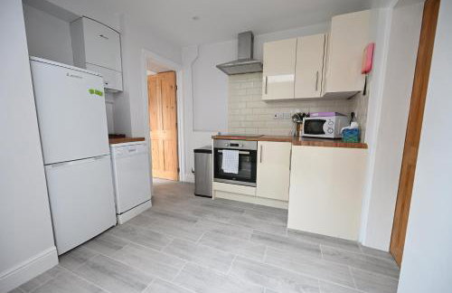 Wisteria Cottage Town Centre FREE PARKING - Foto 11