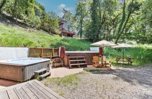 Modern Cabin Retreat with Swim Spa Hot Tub and Air Conditioning - Foto 30