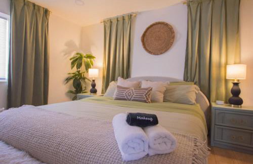 Bohemian ChiC SpaCation-Private HotTub-Close to Downtown-No Pet Fee! - Foto 38