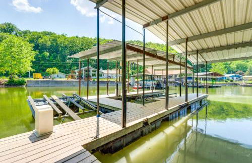 Pool, Hot Tub and Pickleball Court Lake Ozarks Home - Foto 4