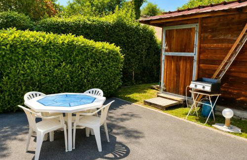 Les Jarres Bleues - Haut de Villa Jardin & Piscine privée - Foto 7