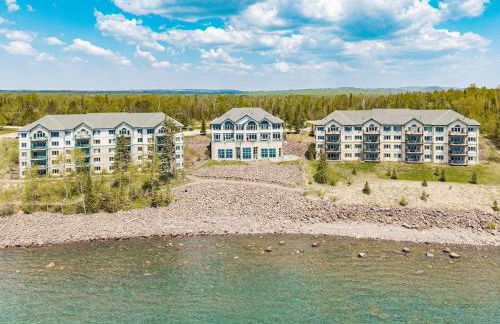 Breathtaking Lake Views King Suite, Queen Beds, Kitchen and Heated Indoor and Outdoor Pools - Foto 37