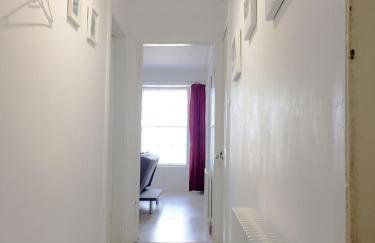Beautiful 2 Bedroom Dunbar Serviced Apartment - Foto 9