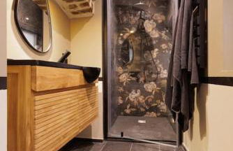 La suite du 21 - jacuzzi - sauna - centre ville - Foto 10