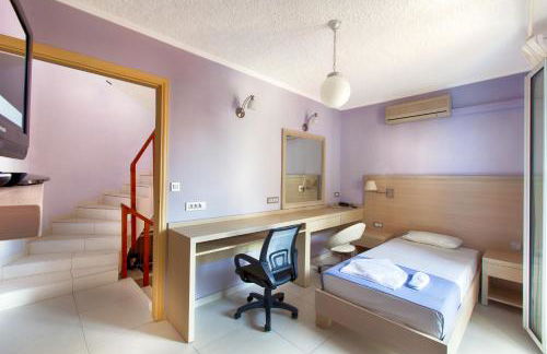 Giorgi's Blue Apartments - Photo 23