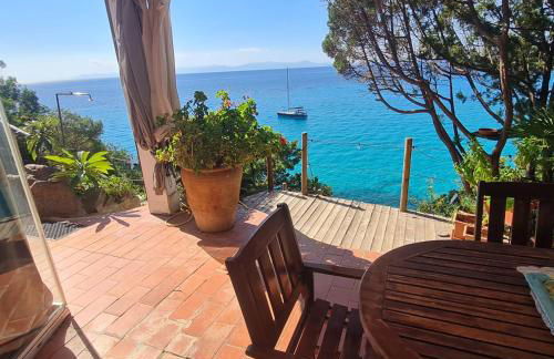 Sardegna Rivanhouse Suite stunning sea view hydromassage and direct access to the sea - Foto 6