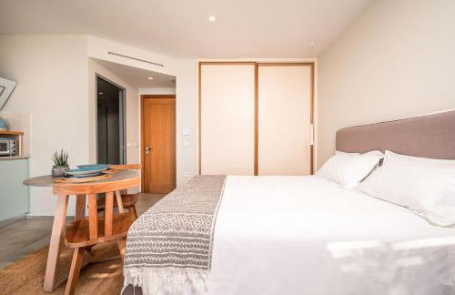 NOA BEACHFRONT SUITES - Foto 10