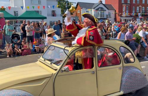 Romantic Cosy Cottage with Beach & Attractions just mins away! Perfect for Couples & Family Stays - Free Parking, Large Garden & Free WiFi - Foto 42