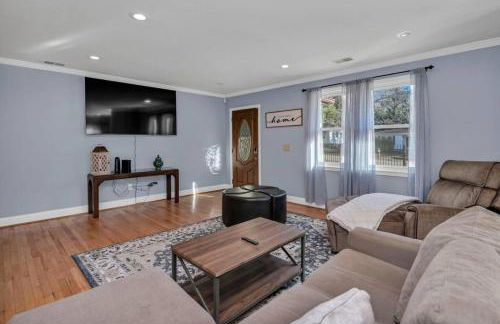 Pond View Retreat Spacious 3BR - Foto 9