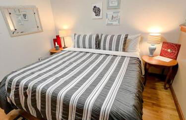 Luxe Spa Cabin: Hot Tub + Sauna + Fire - Foto 64