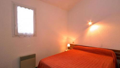 Chalet à Usson-en-Forez avec cheminée, animaux admis et terrasse - FR-1-496-163 - Foto 2