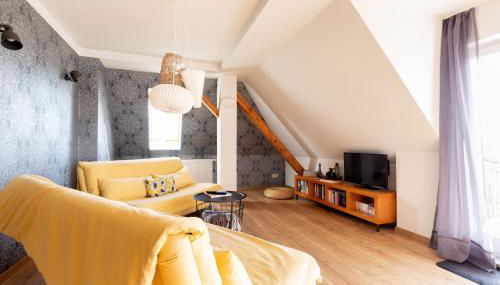 Maisonette Wohnung mit Blick über die Stadt - Foto 4