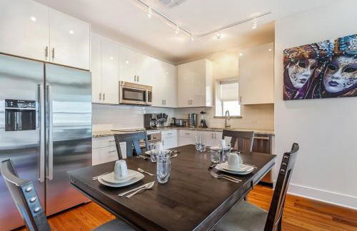 Modern Condos in California Building by Hosteeva - Foto 112