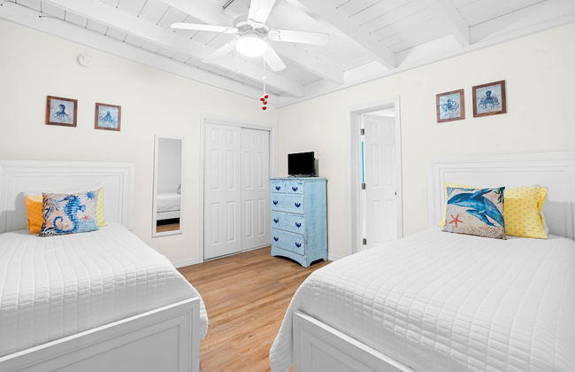 Seabreeze Cove Waterfront Gem 38 Foot Dock Cabana Club - Foto 17