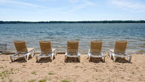 Lakeside Double Queen Suite Upper-Level Retreat - Foto 1