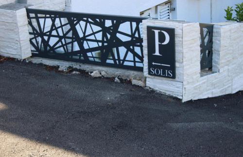 Apartments Solis, 50 m from the sea - Jakišnica - Photo 19