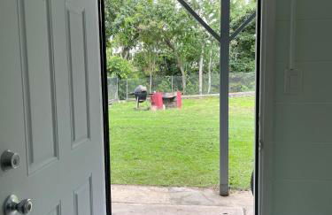 Urban oasis in heart of the city-large yard - Foto 1