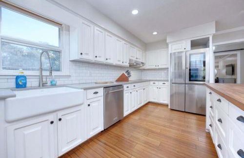 Near Botanical Garden with a Pool Charming on Charing - Foto 9