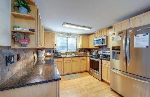 Walk to Sugar Mountain Resort Ski, Golf and Hike! - Foto 9