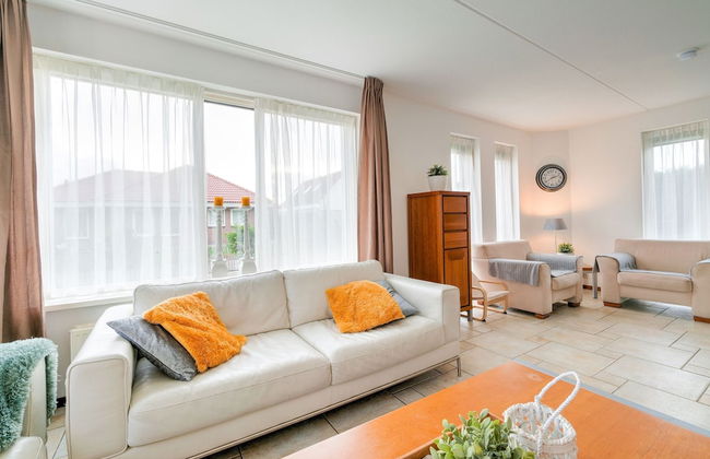 Captivating Holiday Home in Zeewolde near Forest - Foto 17