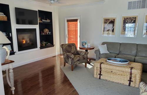 Wifi, Decks, Rooftop Deck, Beach Badges, Beach Chairs, Ocean Side Reverse Living Home Only Third 3Rd From The Beach Brant Beach, 12578 - Foto 17