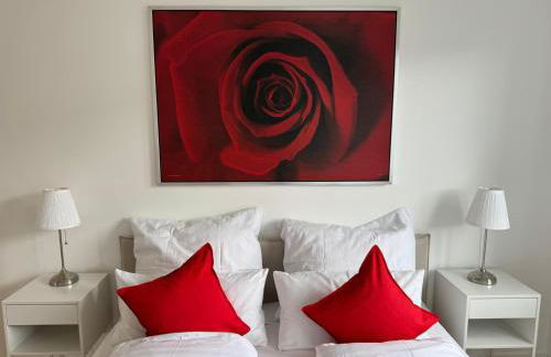 NOOQA Duisburg - Living Collection - Parkplatz, Smart TV, Küche, voll ausgestattet - Photo 37