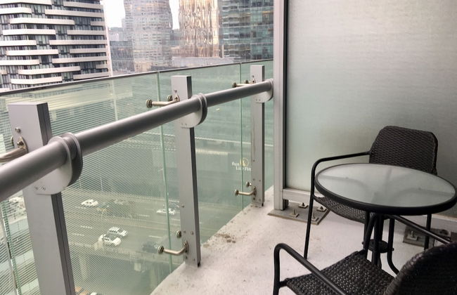 TO Stays - York and Lakeshore - Foto 51