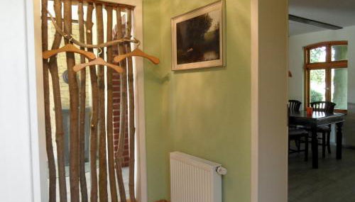 Komfortable Ferienwohnung "Vier Linden", ruhige dörfliche Lage, 20 min zur Küste - Foto 2