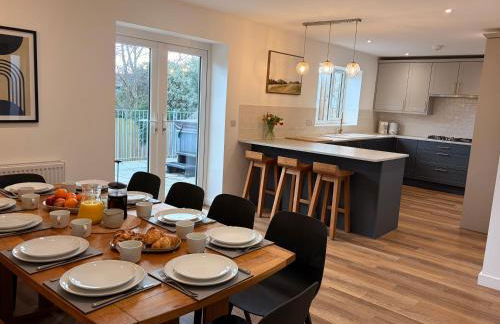 Bromholme Cottage Bacton - Sleeps 10, hot tub, close to beach - Photo 29