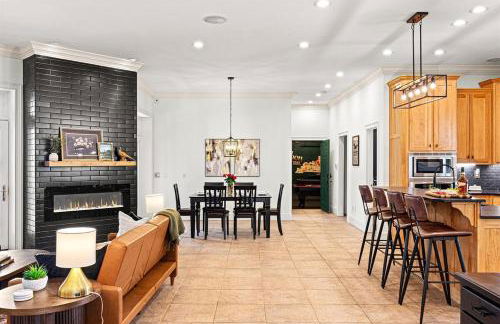 Heated Pool, Hot Tub, Mini Golf, Theater-Sleeps 28 - Foto 41