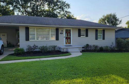 Houndstooth Hideaway 3BR 2BA Home 3mi to UA Campus - Foto 1