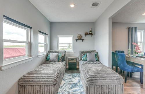 Private Home on Lagoon with Views in Hitchcock! - Foto 12