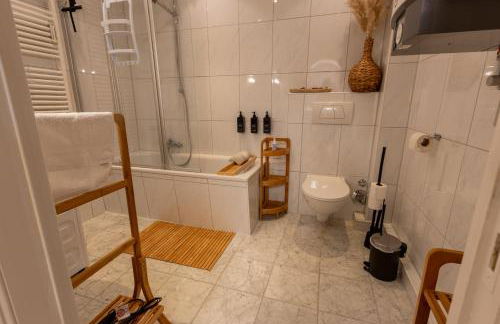 Zentrale Ferienwohnung mit Blick auf den See inklusive Parkplatz und Internet Geschäftsreisende willkommen - Foto 53