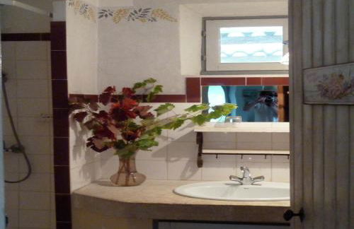 Charming Cottage in Oppède amidst Vineyards - Foto 6