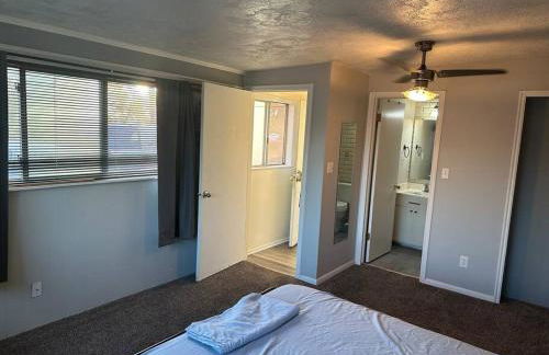 Cozy 1-Bedroom Apartment in Roy - Foto 4