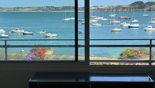 Appartement Design IX - Port du Rosmeur - Sublime Vue Mer - Parking - Foto 3
