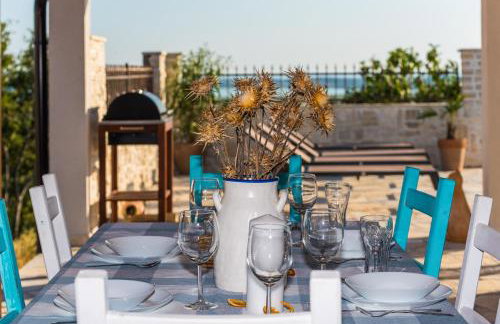 Stone Villa Cara d Oro - Heated Infinity Pool & Views - Photo 19