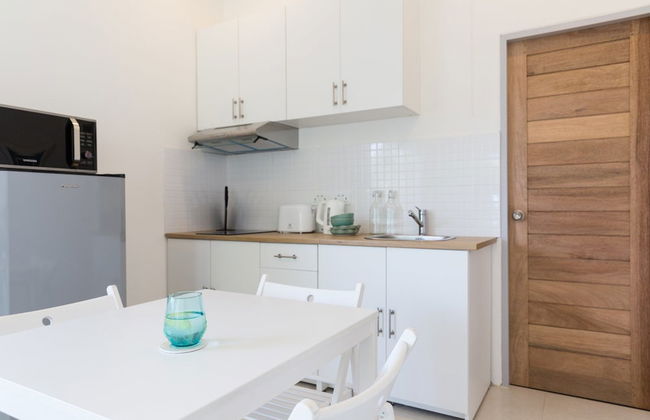 Sam-kah Karibu Beach House - Photo 8