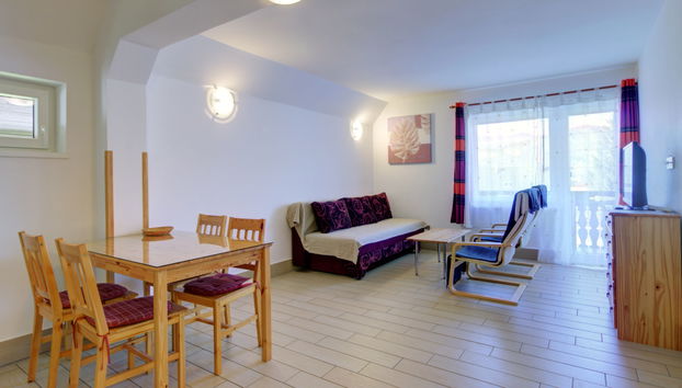 Bor - Foto 4, Living Room