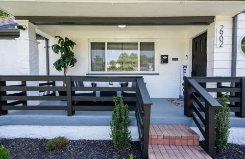 Luxury 5BR Cincinnati, Sleeps 12, Crib, Home Gym, Fenced Backyard - Foto 46