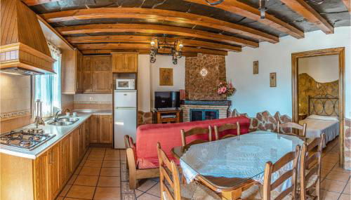 Nice Home In Mecina Bombarón With Wifi - Photo 3