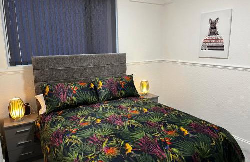 Levy Nook House 1 bed apartment 5 minute walk to Stockton town centre & Free Parking - Foto 15