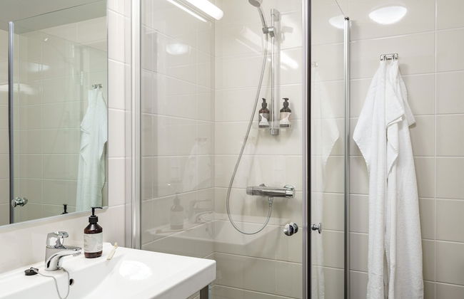 Boo Boo Living - Photo 17