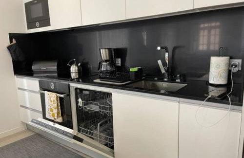 Modern 1 Bedroom City Center Aveiro Apartment - Foto 3