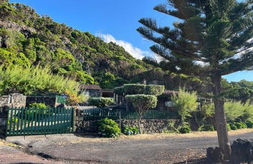 Casa do Carregadouro - Seaside Retreat - Photo 1