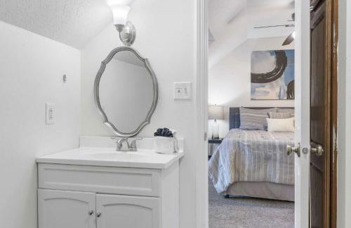 Foggy River Retreat - For 16 - Foto 62